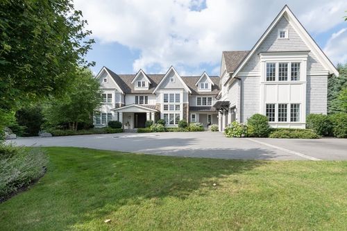 8 Hidden Rd, Weston, MA, 02493-2405 | Card Image