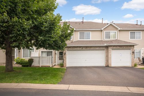 685 Mariner Way, Woodbury, MN, 55129-8583 | Card Image