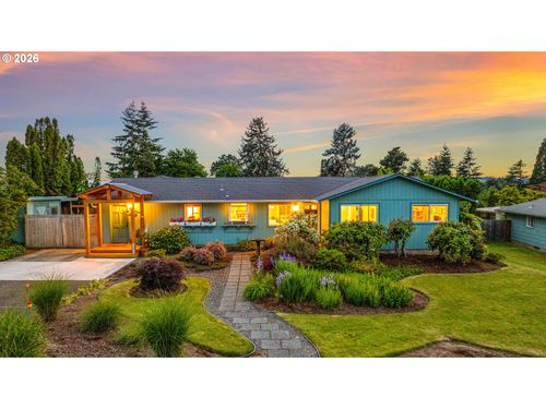 15051 Se Wy East Ave, Damascus, OR, 97089-8833 | Card Image