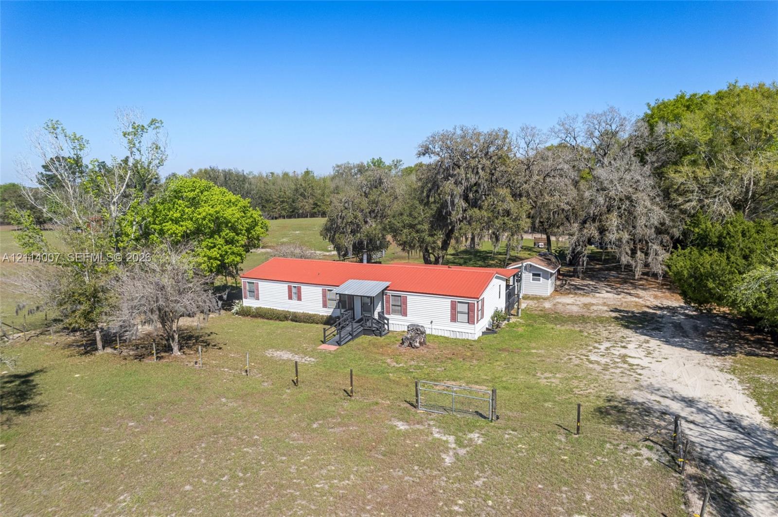 Residential in Other City - In The State Of Florida 4