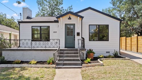 2009 Hamilton Ave, Austin, TX, 78702-2821 | Card Image