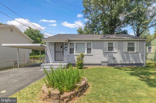 5722 Eagle St, CAPITOL HEIGHTS, MD, 20743-2043 | Card Image