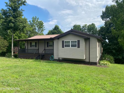 227 Southern Ln, Tazewell, TN, 37879-5222 | Card Image