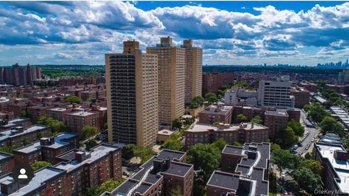 7f-102-10 66th Road, New York, NY, 11375 | Card Image