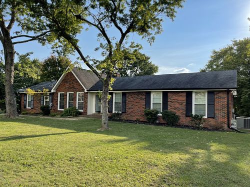 260 Indian Lake Rd, Hendersonville, TN, 37075-4323 | Card Image