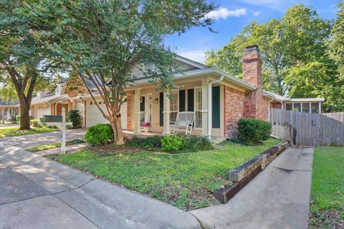 301 Village Cir, Waco, TX, 76710-2575 | Card Image