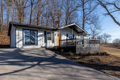 2915 Nickle Rd, Knoxville, TN, 37921-1149 | Card Image
