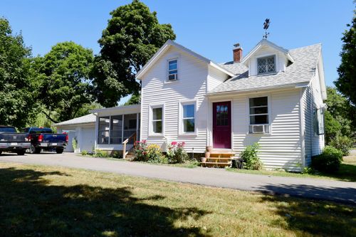42 13th St, Bangor, ME, 04401-4538 | Card Image