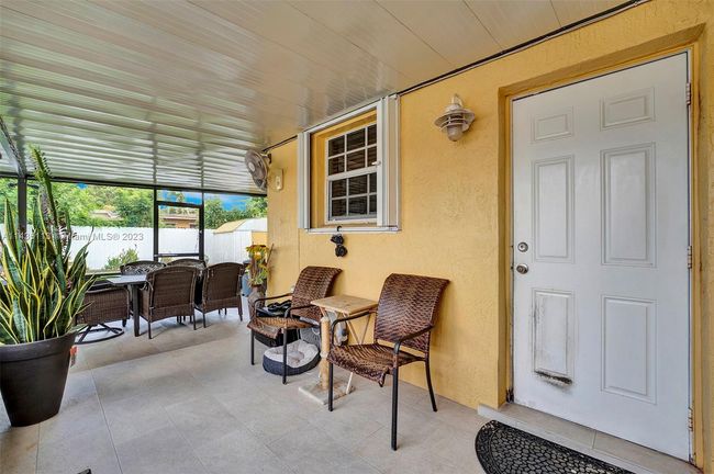 2021 Nw 185 Th Ter, House other with 3 bedrooms, 2 bathrooms and null parking in Miami Gardens FL | Image 30