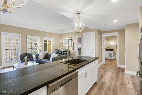 unit-147-30 Strada Di Villaggio, Henderson, NV, 89011-2819 | Card Image