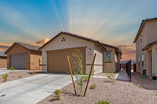 11972 E Chamrod Dr, Vail, AZ, 85641-1379 | Card Image