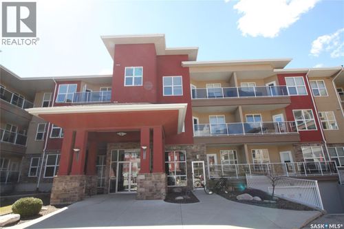 317-1035 Moss Ave, Saskatoon, SK, S7H2E5 | Card Image