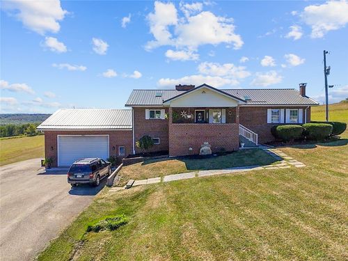 6951 Glades Pike, Somerset, PA, 15501-4212 | Card Image