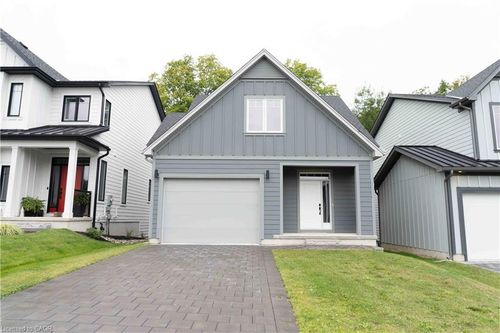 67 Julie Cres, London, ON, N5Z0B2 | Card Image