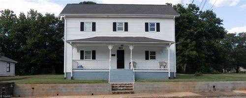927 Apple St, Winston-Salem, NC, 27101-5005 | Card Image