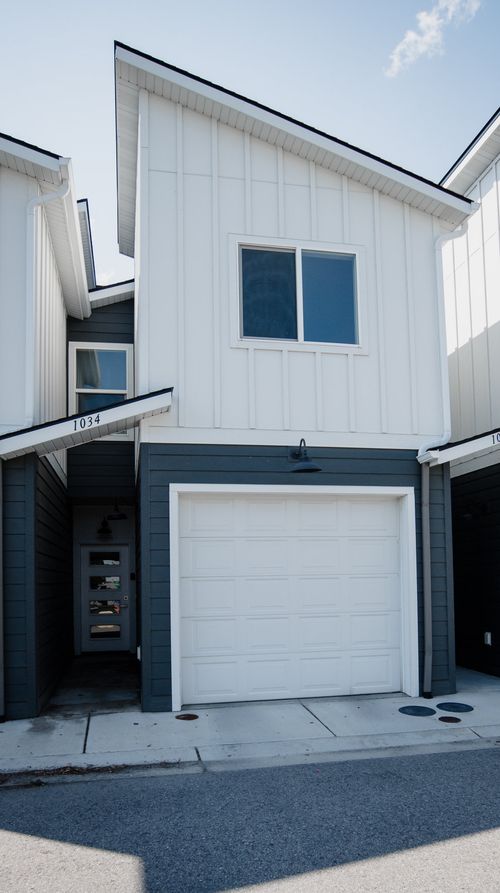 1034 Stockyard Court, Hamilton, MT, 59840 | Card Image