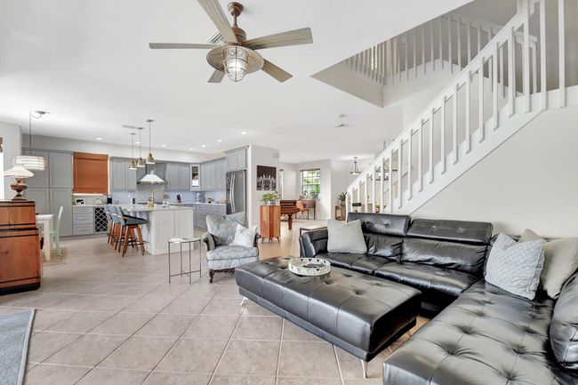 1273 Gembrook Ct, House other with 4 bedrooms, 3 bathrooms and null parking in Royal Palm Beach FL | Image 12