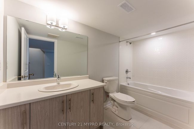 49 Freeman Williams St, House attached with 3 bedrooms, 5 bathrooms and 2 parking in Markham ON | Image 38