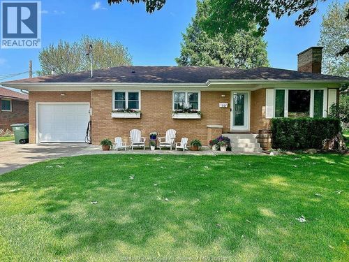 338 Barry Ave, Tecumseh, ON, N8N2G3 | Card Image