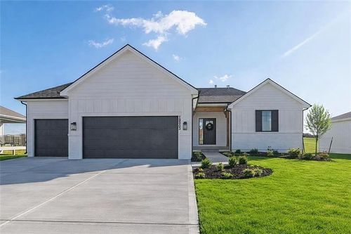 19317 Skyview Ln, Spring Hill, KS, 66083 | Card Image
