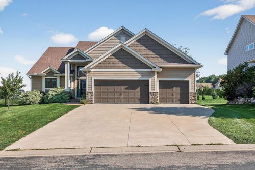 1353 Ridge Ln, Shakopee, MN, 55379-4673 | Card Image