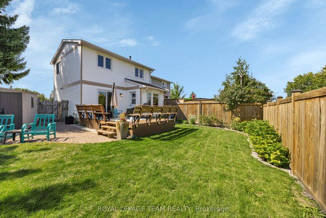 203 Rosemary Gdns, House attached with 3 bedrooms, 2 bathrooms and 4 parking in Orléans ON | Image 35