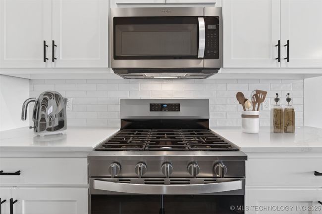 8520 E El Paso St, House other with 4 bedrooms, 2 bathrooms and null parking in Broken Arrow OK | Image 10