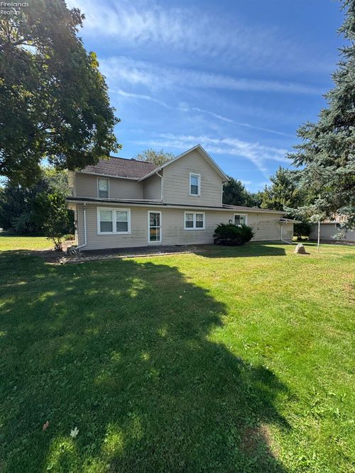 2114 S Main St, Clyde, OH, 43410-9505 | Card Image