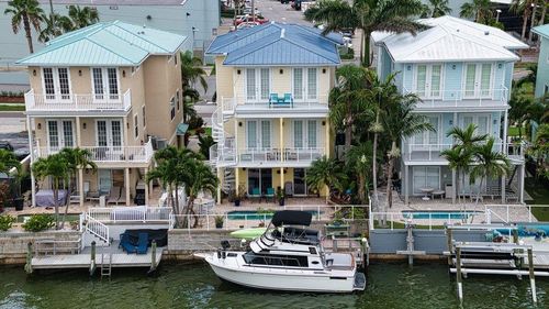 668 American Legion Dr, Madeira Beach, FL, 33708-2819 | Card Image