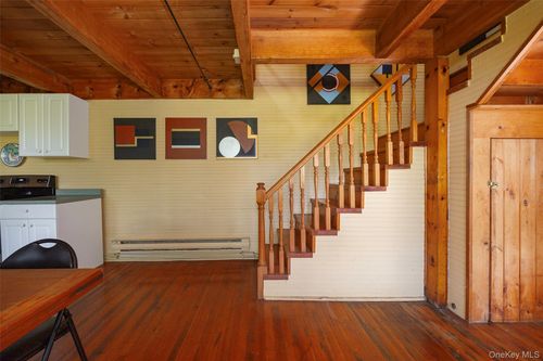 220 W Pond Lily Rd, Elizaville, NY, 12523-1005 | Card Image