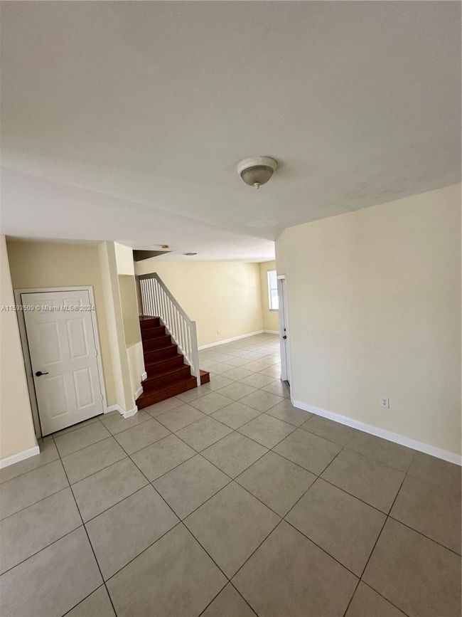 10967 - 10967 Nw 79th St, Townhouse with 4 bedrooms, 2 bathrooms and null parking in Doral FL | Image 29