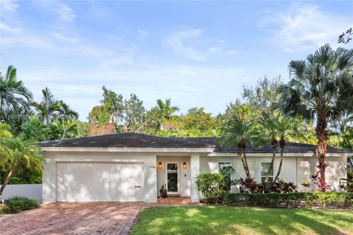 6809 Mentone St, Coral Gables, FL, 33146-3723 | Card Image