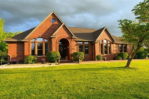 1 Shamrock Dr, Lamar, MO, 64759-9048 | Card Image