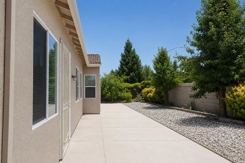 9932 Diamonte Way, Sacramento, CA, 95829-8147 | Card Image