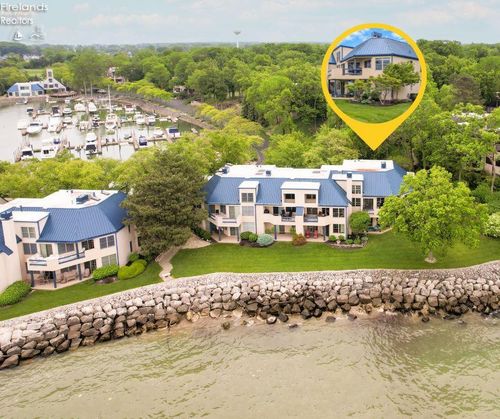 unit-b-4290 Marin Blvd, Port Clinton, OH, 43452-3080 | Card Image