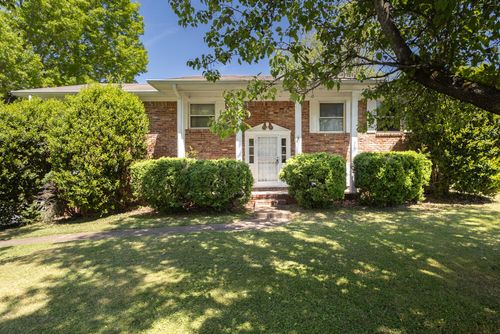 609 Spring Valley Ln, Chattanooga, TN, 37415-3909 | Card Image