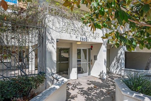 305-1401 N Greenbrier Rd, Long Beach, CA, 90815-4250 | Card Image