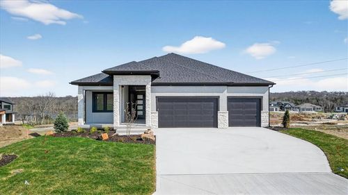 9027 Freedom Cir, Lenexa, KS, 66227-8123 | Card Image