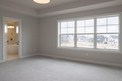 5527 Scenic Loop Run, Chaska, MN, 55318 | Card Image