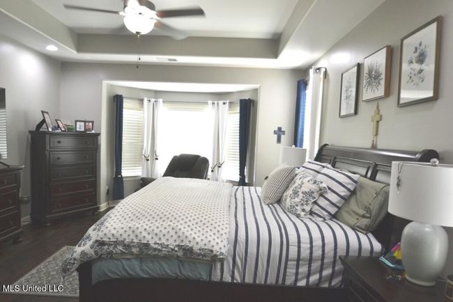 Primary Bedroom | Image 17
