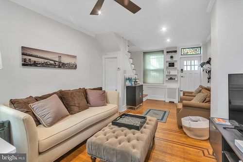 apt-2-1830 Manning St, PHILADELPHIA, PA, 19103-5800 | Card Image