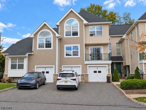 206 Rip Van Dam Ct, Belle Mead, NJ, 08502-4103 | Card Image