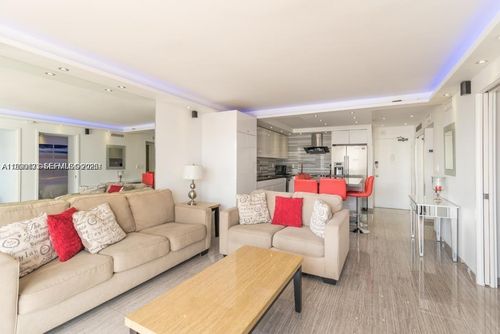 apt-1124-401 Ocean Dr, Miami Beach, FL, 33139-6634 | Card Image