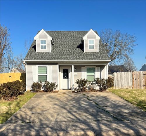 1003 S 25th St, Rogers, AR, 72758-4875 | Card Image