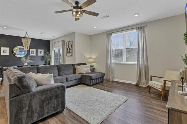 Living Room | Image 14