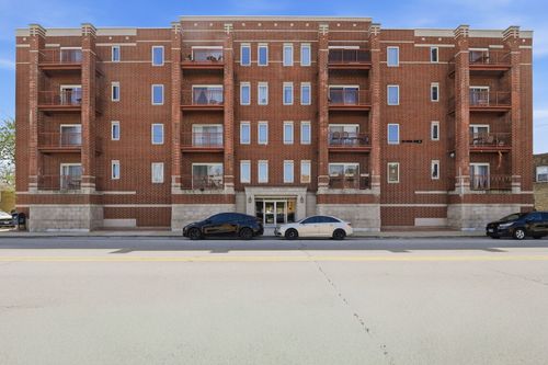 203-6238 26th St, Berwyn, IL, 60402-5401 | Card Image