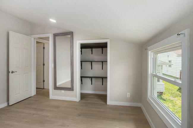 716 Langrick St, House other with 6 bedrooms, 2 bathrooms and null parking in Sturgis MI | Image 14