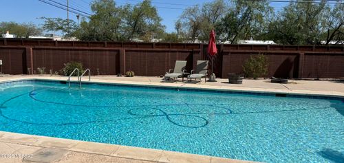 6142 E 20th St, Tucson, AZ, 85711-5218 | Card Image
