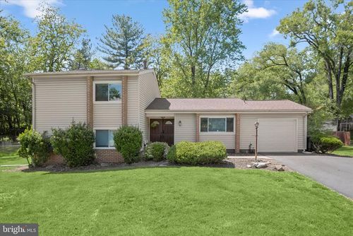 17701 Millcrest Dr, DERWOOD, MD, 20855-1231 | Card Image