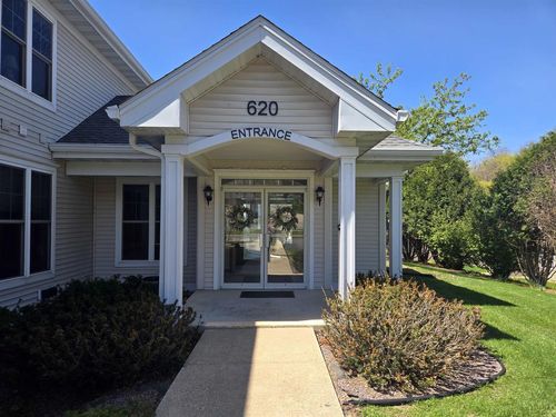 104-620 Cedar St, RICHLAND CENTER, WI, 53581-1557 | Card Image